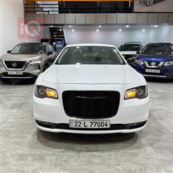 کرایسلەر 300
